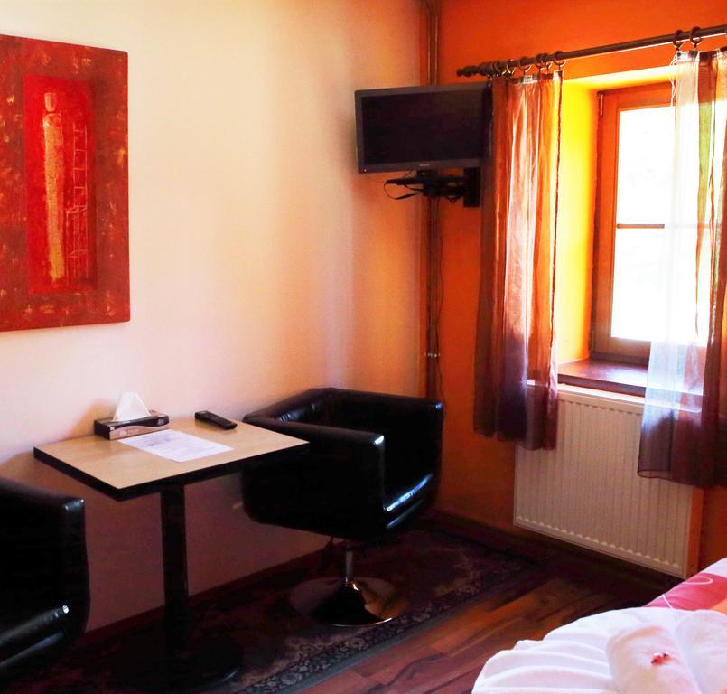 Hotel U Martina - Kocabka Rožmberk nad Vltavou エクステリア 写真