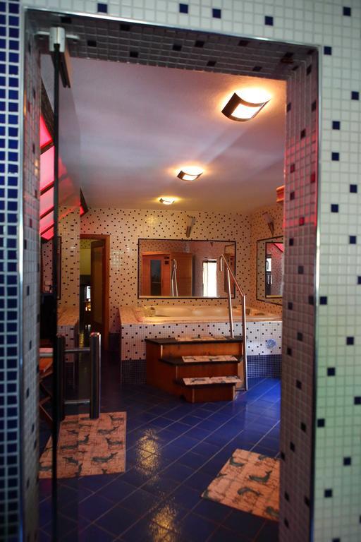Hotel U Martina - Kocabka Rožmberk nad Vltavou エクステリア 写真