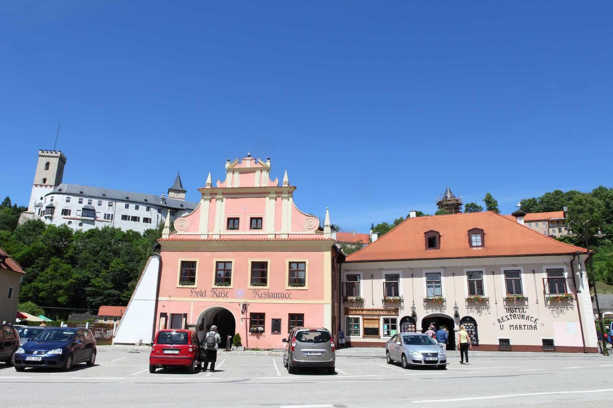 Hotel U Martina - Kocabka Rožmberk nad Vltavou エクステリア 写真