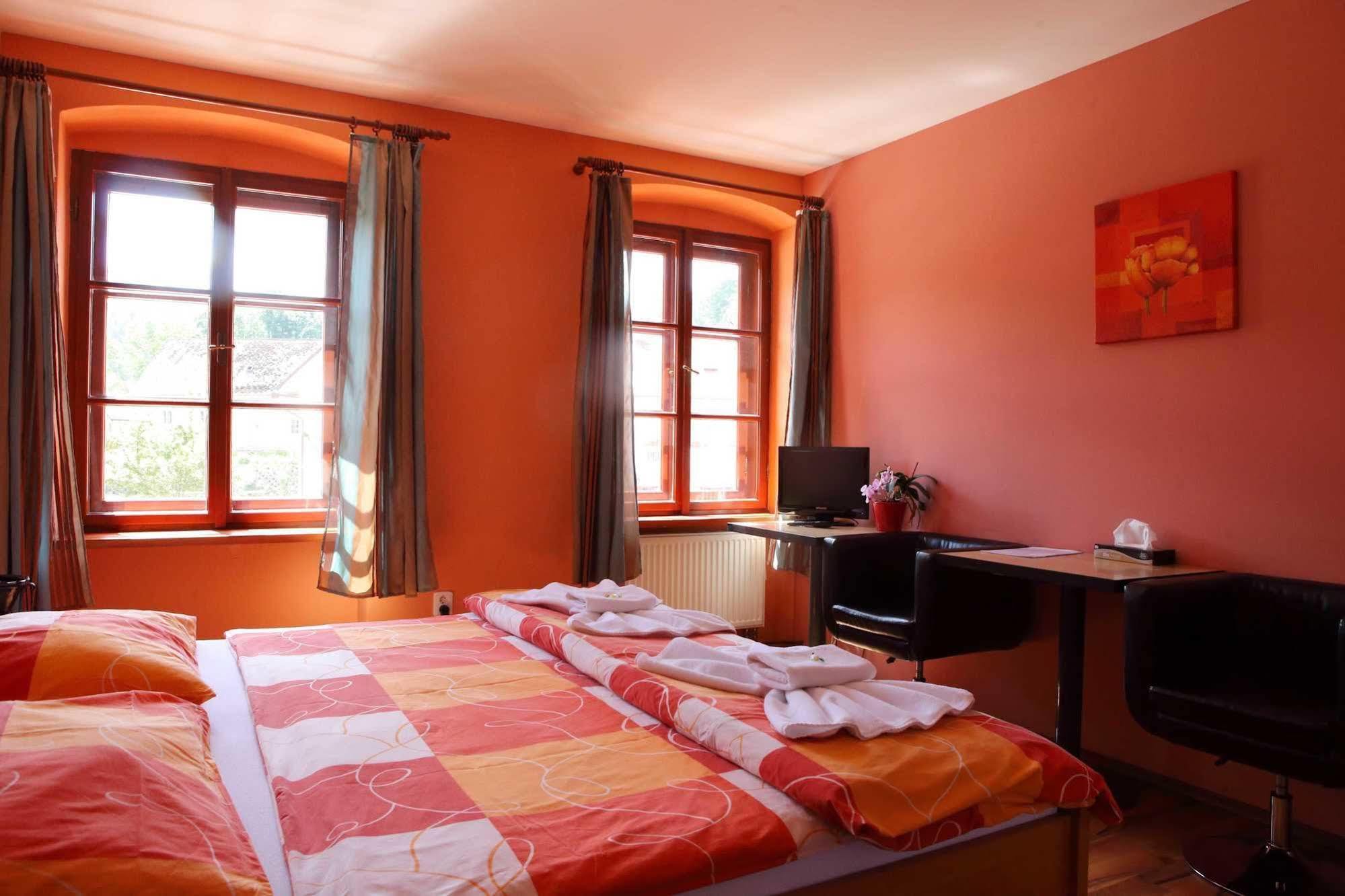 Hotel U Martina - Kocabka Rožmberk nad Vltavou エクステリア 写真