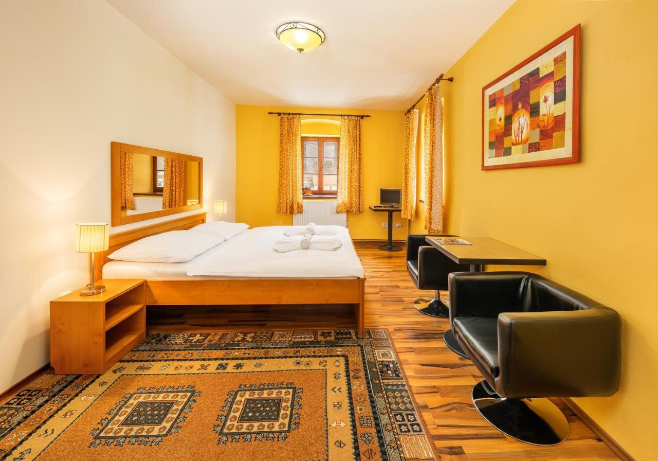 Hotel U Martina - Kocabka Rožmberk nad Vltavou エクステリア 写真
